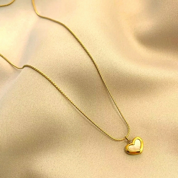 ▪️18k gold plated heart necklace - Picture 7 of 12